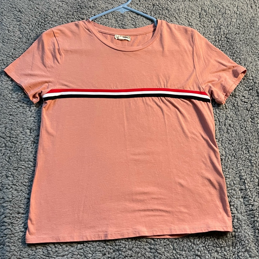 Pink short sleeve top